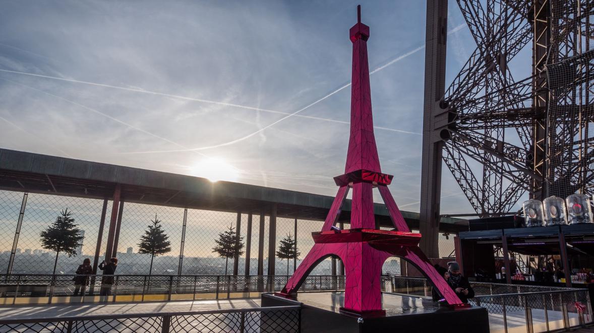 Patinoire tour Eiffel 