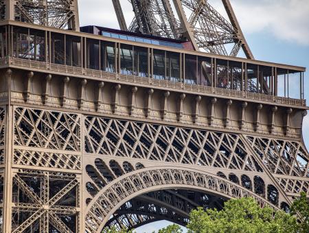 1erétage-tourEiffel-scientifiques-(c) Jérôme Schlichter.jpg 